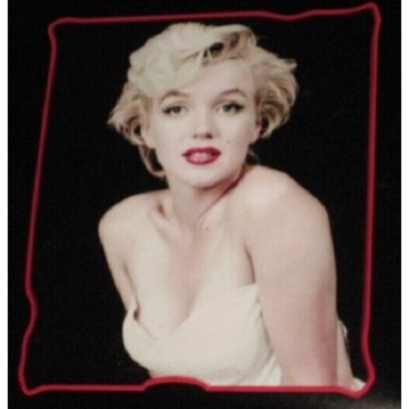 New Rare Design Marilyn Monroe Plush Fleece Throw Gift Blanket SOFT Sexy Photo - Picture 1 of 2